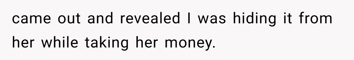 Hairdresser Spots Her Ex In A Client’s Photos And Decides To Walk Away From The Situation came out and revealed I was hiding it from her while taking her money.