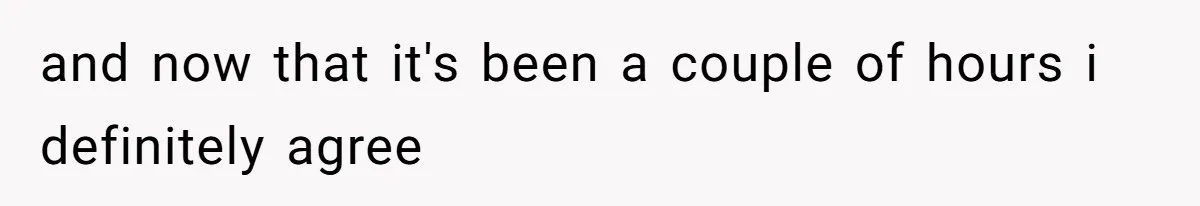 Coworker Gossips To The Office About His Date Not Wearing Makeup To Their First Outing and now that it's been a couple of hours i definitely agree