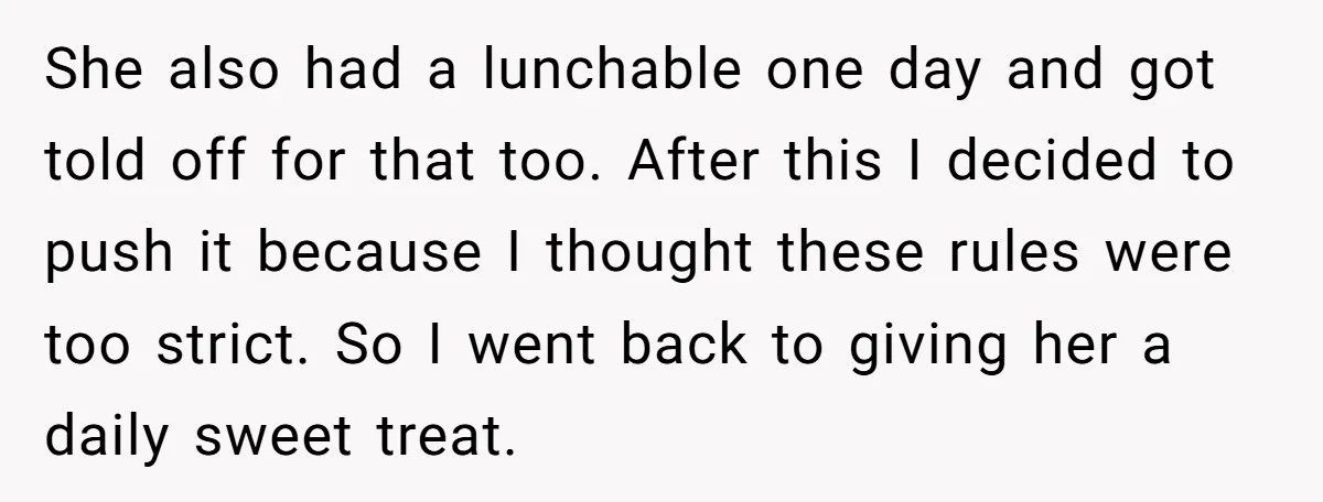 She Kept Packing “Forbidden” Snacks in Her Daughter’s Lunch, Then the School Suspended the Child She also had a lunchable one day and got told off for that too. After this I decided to push it because I thought these rules were too strict. So...