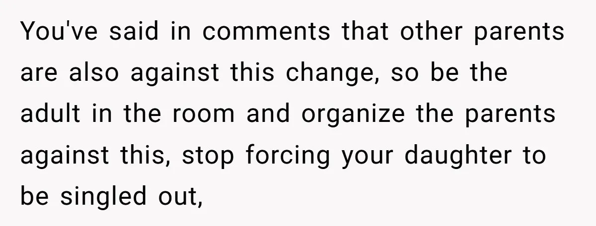 She Kept Packing “Forbidden” Snacks in Her Daughter’s Lunch, Then the School Suspended the Child You've said in comments that other parents are also against this change, so be the adult in the room and organize the parents against this, stop forcing your daughter to...