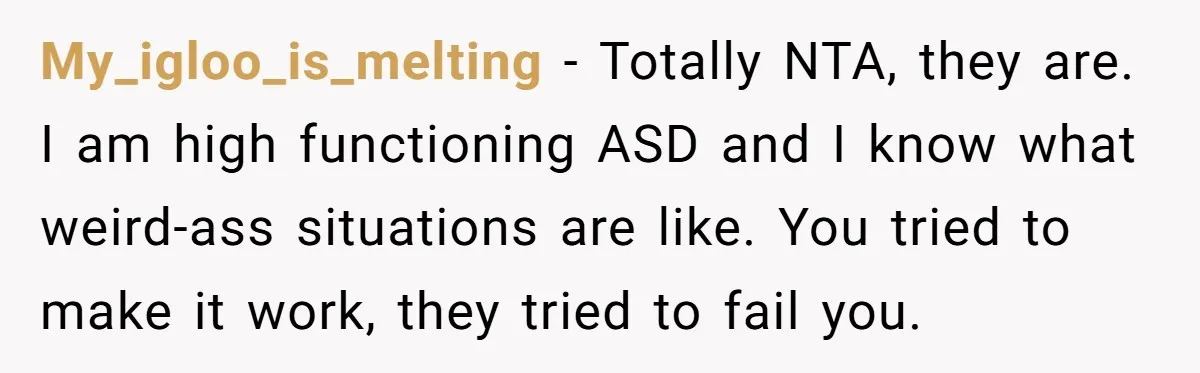 She Brought Her Service Dog to a Family Dinner to Manage Sensory Overload, and Her Aunt Called Her Self-Centered for It My_igloo_is_melting − Totally NTA, they are. I am high functioning ASD and I know what weird-ass situations are like. You tried to make it work, they tried to fail you.