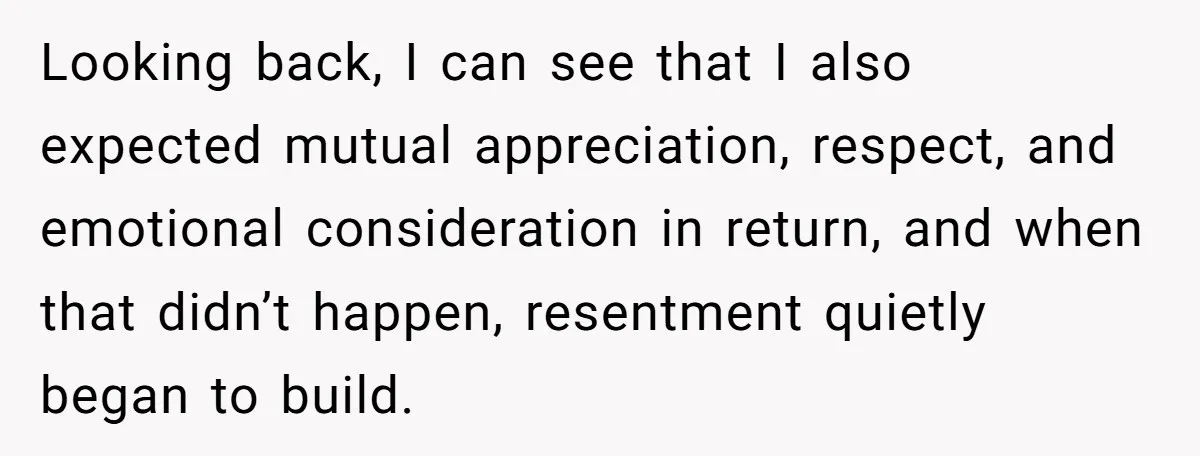 Husband Refuses Ex Wife Simple Favor While She Serves In Army Because She Wants Divorce Looking back, I can see that I also expected mutual appreciation, respect, and emotional consideration in return, and when that didn’t happen, resentment quietly began to build.