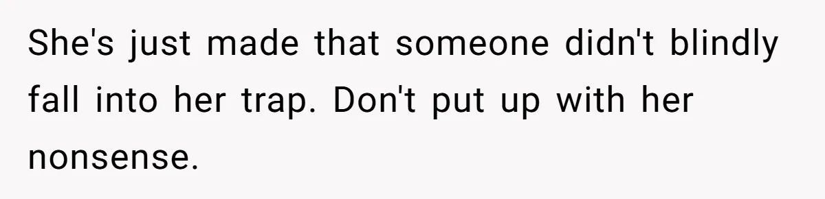 Friend Orders Lavishly At Dinner Then Demands Everyone Split The Bill Evenly She's just made that someone didn't blindly fall into her trap. Don't put up with her nonsense.