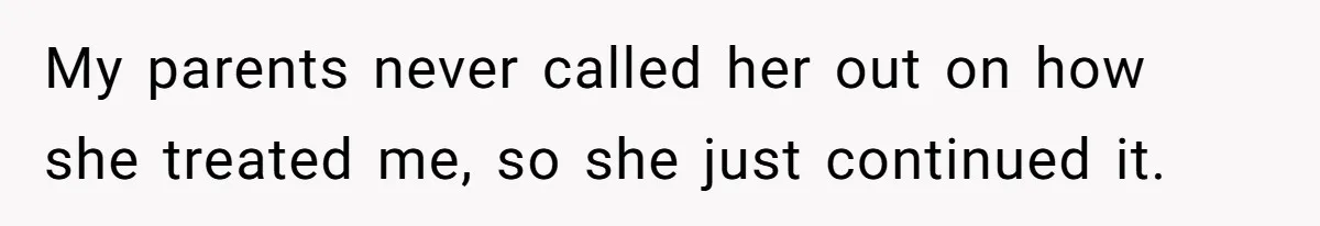 Family Dinner Turns Into Chaos When Woman Exposes Sister’s Smartness Claims My parents never called her out on how she treated me, so she just continued it.