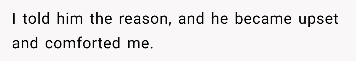 Parent Calls Out Dad For Comforting His Teen Son In Public, Completely Ignores The Kid’s Traumatic Past I told him the reason, and he became upset and comforted me.