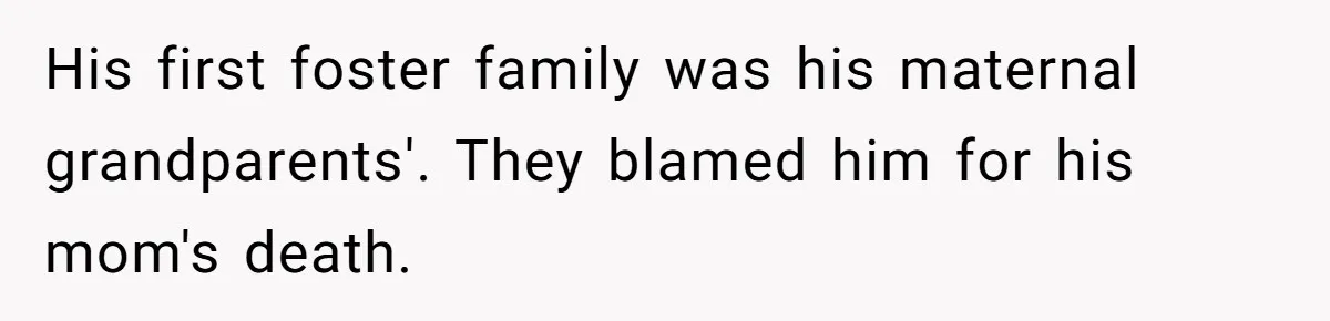 Parent Calls Out Dad For Comforting His Teen Son In Public, Completely Ignores The Kid’s Traumatic Past His first foster family was his maternal grandparents'. They blamed him for his mom's death.