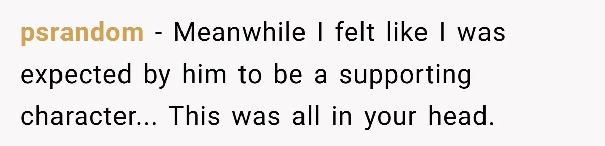 Mom Quits 19-Year Marriage to Pursue Fame After Someone Likens Her to Margot Robbie psrandom − Meanwhile I felt like I was expected by him to be a supporting character... This was all in your head.