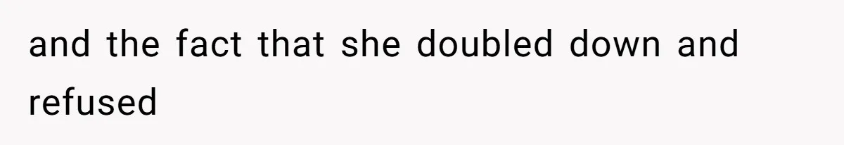 Man Asks Girlfriend To Change Off-White Dress For Wedding, Gets Accused Of Being Controlling and the fact that she doubled down and refused