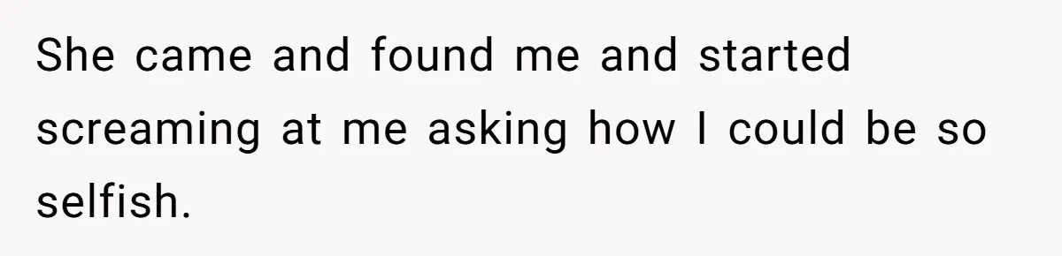 Woman Keeps Letter From Deceased Husband Meant For Daughter’s Wedding Day, Now Her Family’s Upset She came and found me and started screaming at me asking how I could be so selfish.