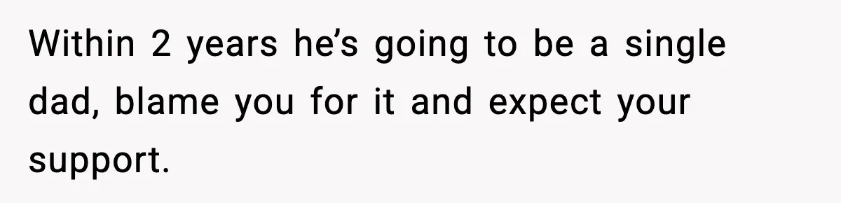 Man Leaves Family Call After Brother Announces Pregnancy With His Absent Ex, Gets Accused Of Ruining The Moment Within 2 years he’s going to be a single dad, blame you for it and expect your support.