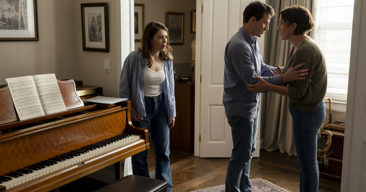 She Kicks Brother Out After He Steals Her Piano, Now Family Calls Her Cruel She Kicks Brother Out After He Steals Her Piano, Now Family Calls Her Cruel
